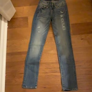 Aero ripped skinny jean